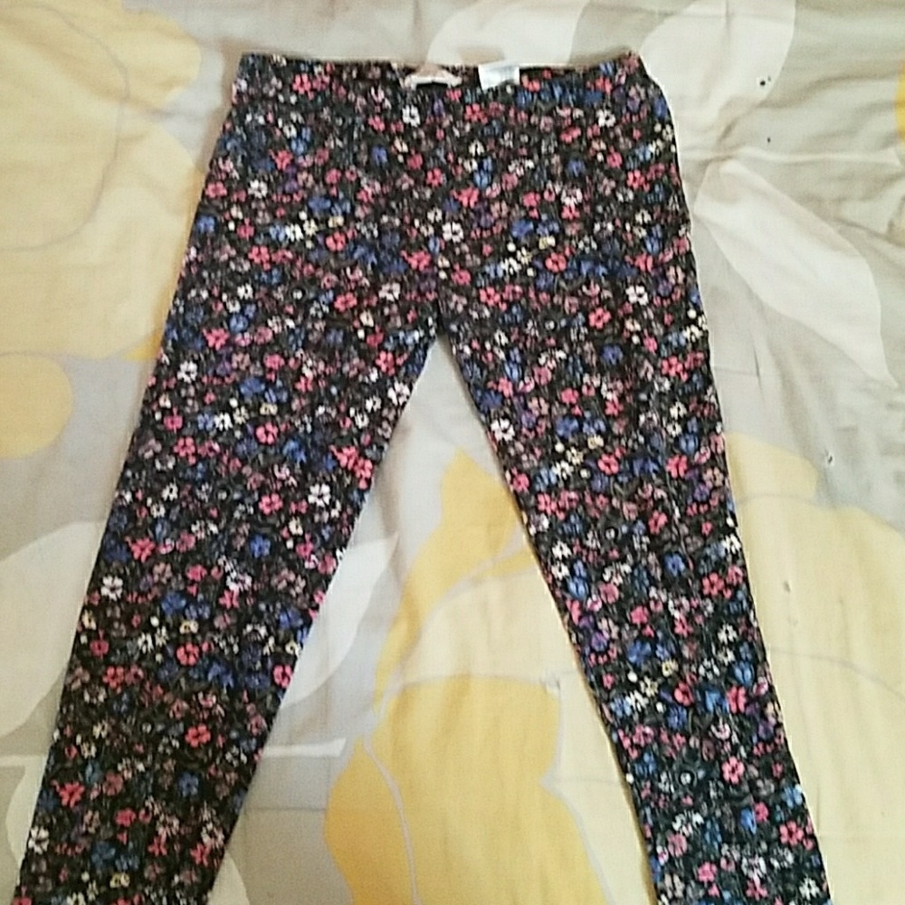 Floral pattern leggings